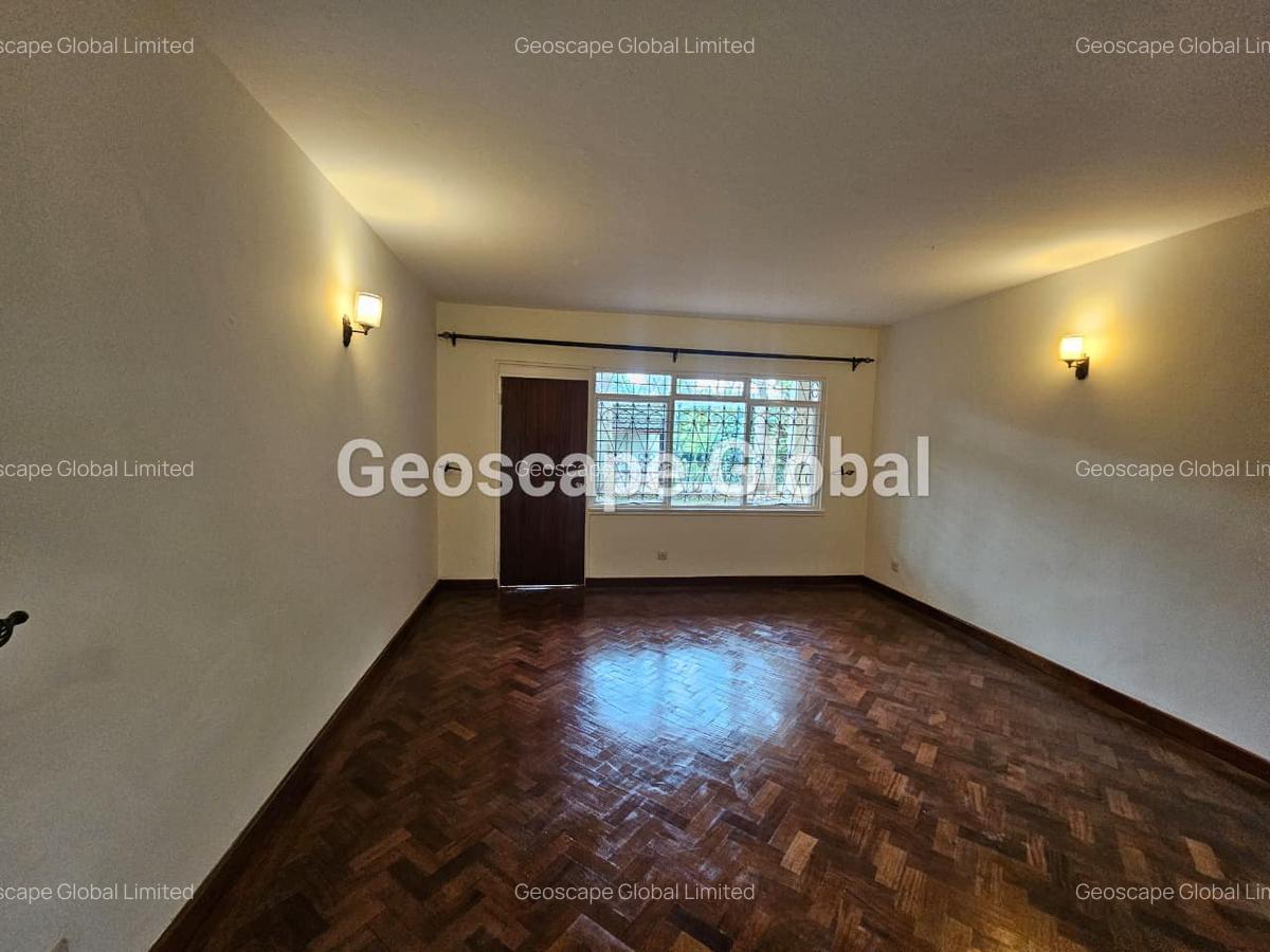 4 Bed House with En Suite in Runda - 7