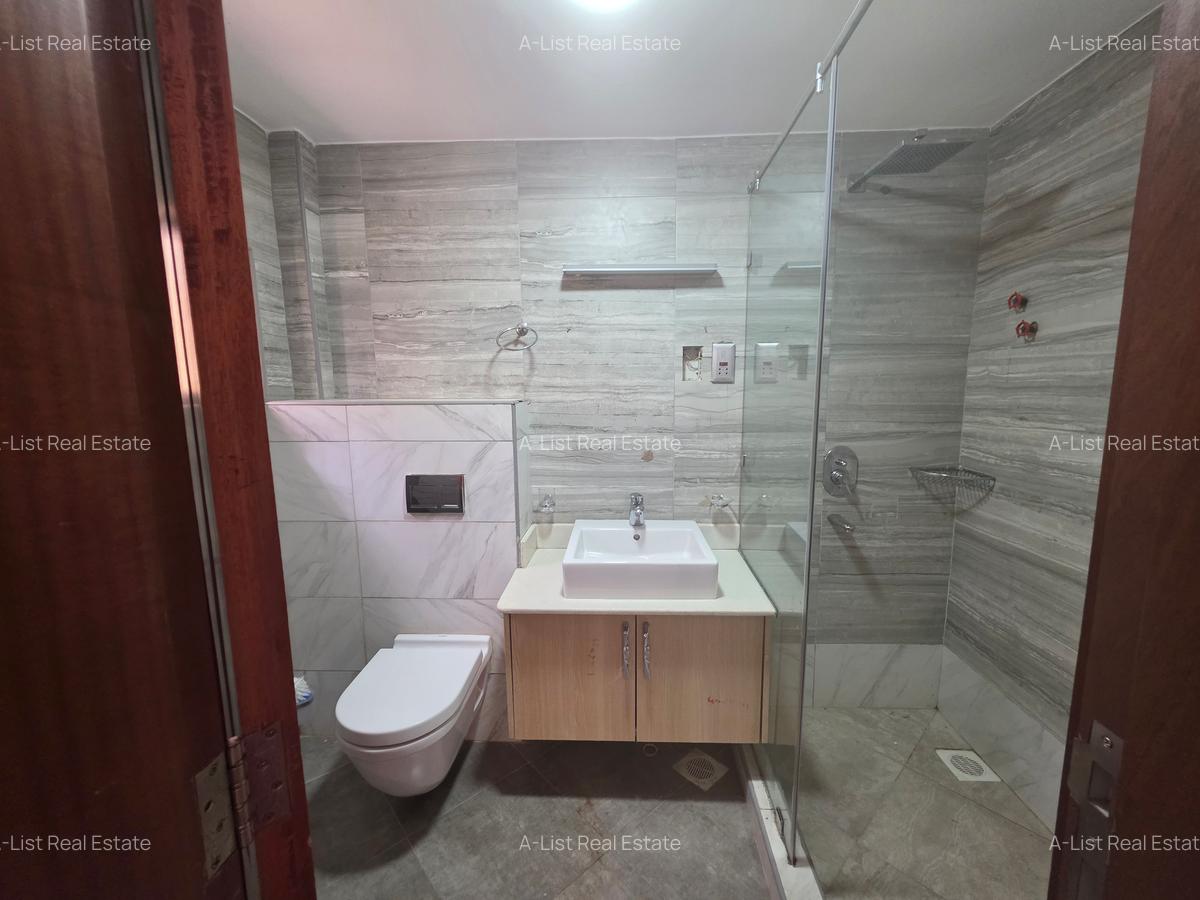 5 Bed Townhouse with En Suite at Convent Drive - 11