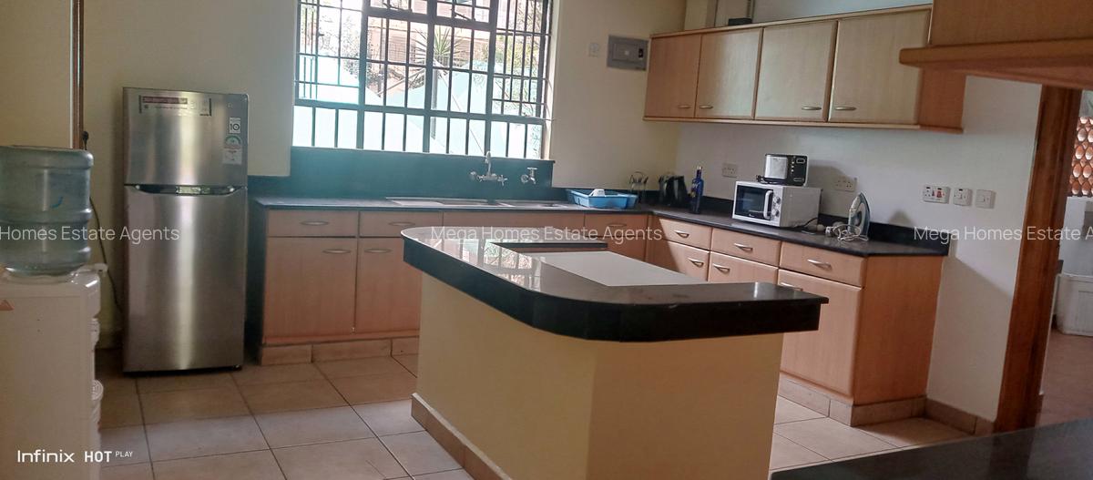 Serviced 3 Bed Apartment with En Suite at Brookside Drive - 15