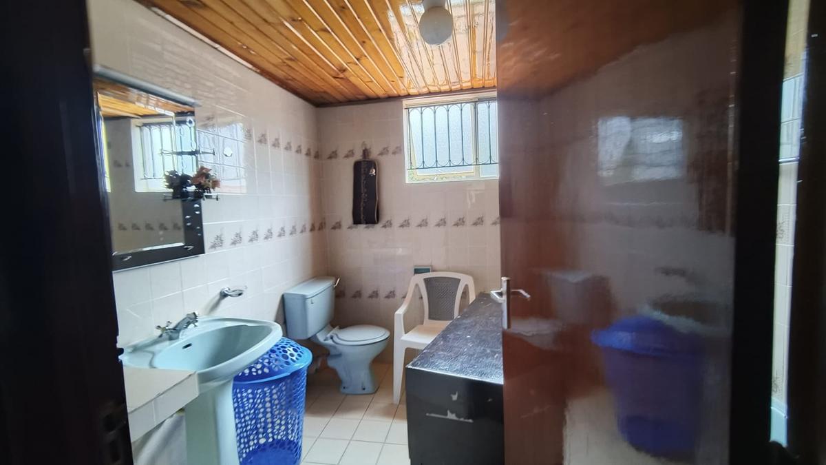 4 Bed House with En Suite in Gigiri - 17