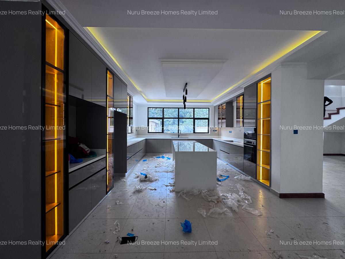 5 Bed Villa with En Suite in Karen - 15