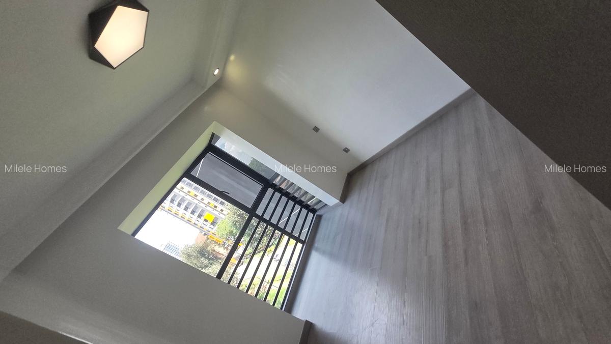 Serviced 3 Bed Apartment with En Suite in Kilimani - 5