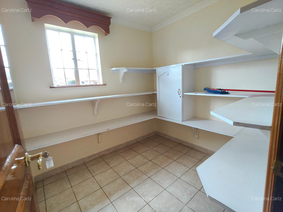 4 Bed Townhouse with En Suite at Runda Evergreen - 8