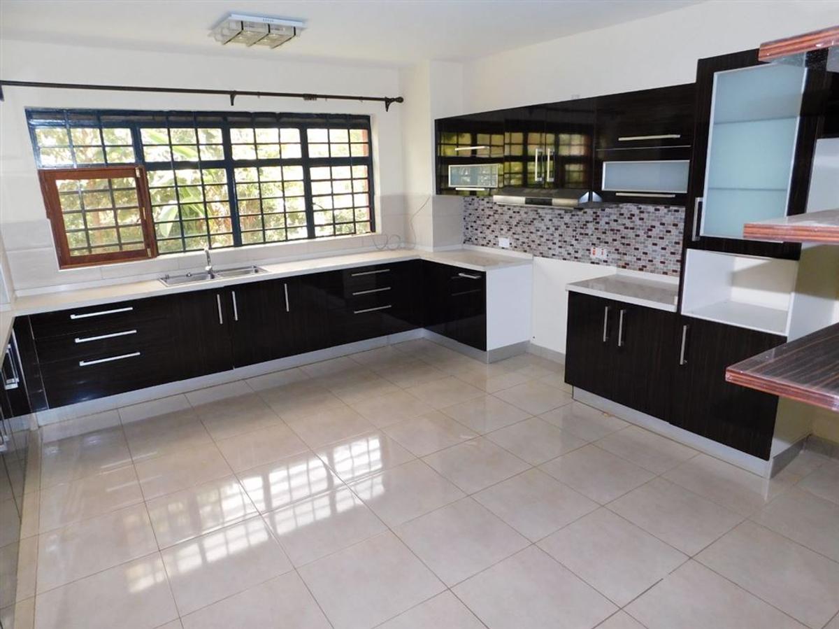 5 Bed House with En Suite at Runda Palm Gardens - 4