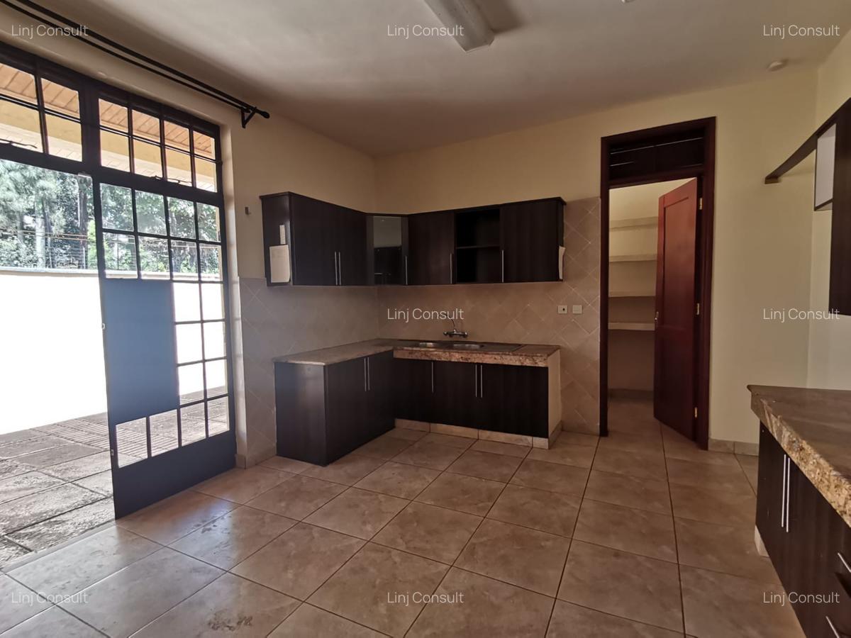 4 Bed House with En Suite at Runda - 10