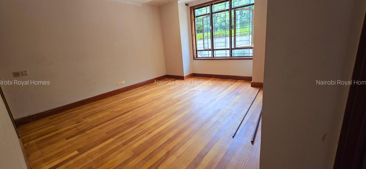 4 Bed Townhouse with En Suite at Convent Drive - 13