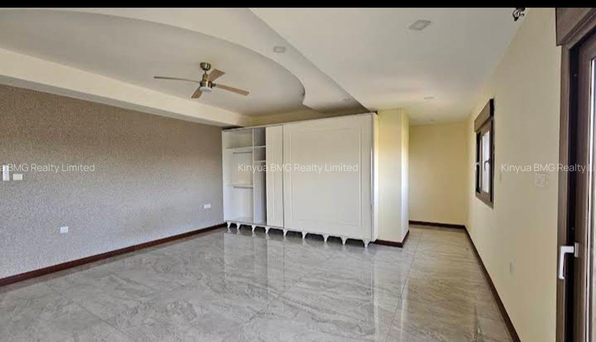 2 Bed Apartment with En Suite in Nyali Area - 5