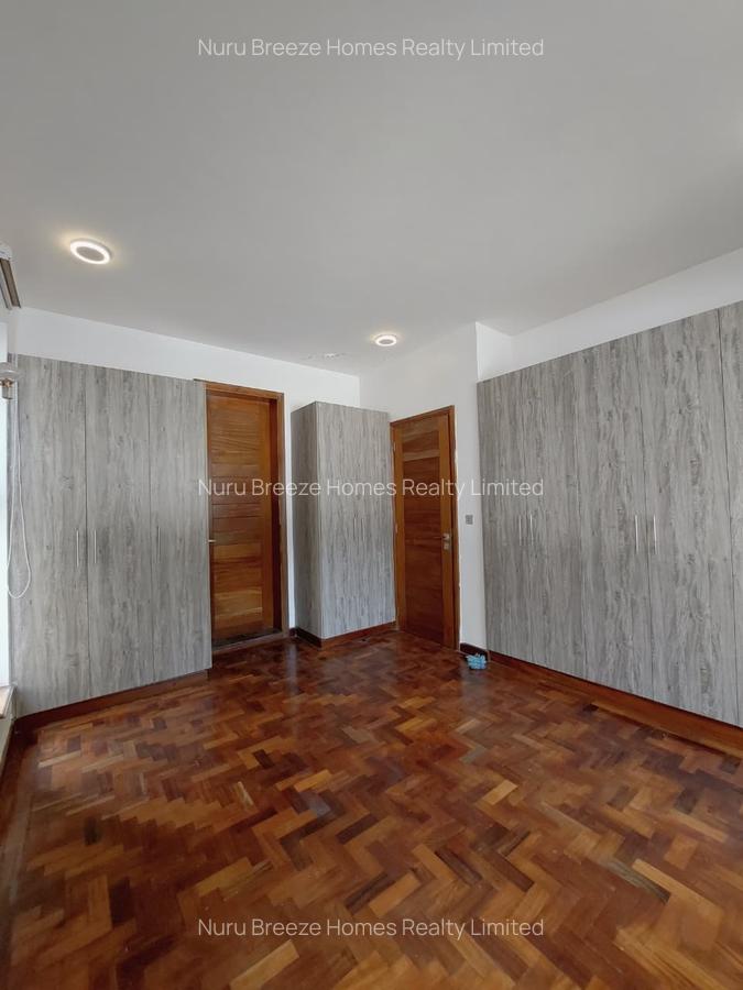 6 Bed Townhouse with En Suite in Lavington - 17