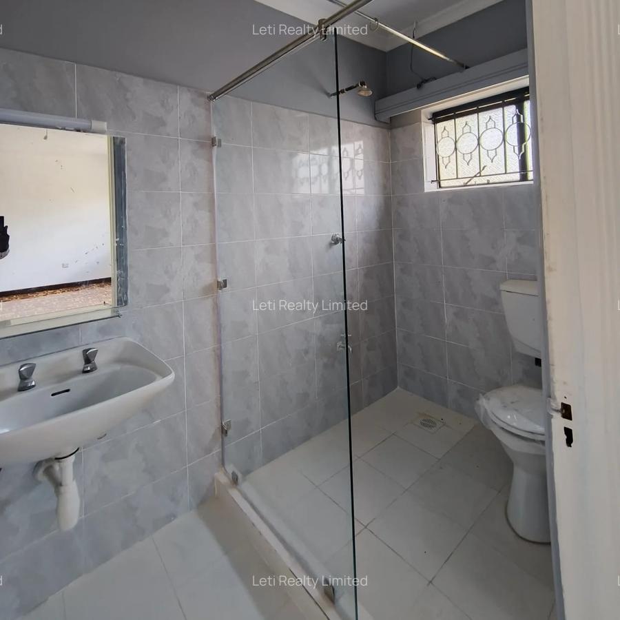 4 Bed Townhouse with En Suite in Kileleshwa - 11