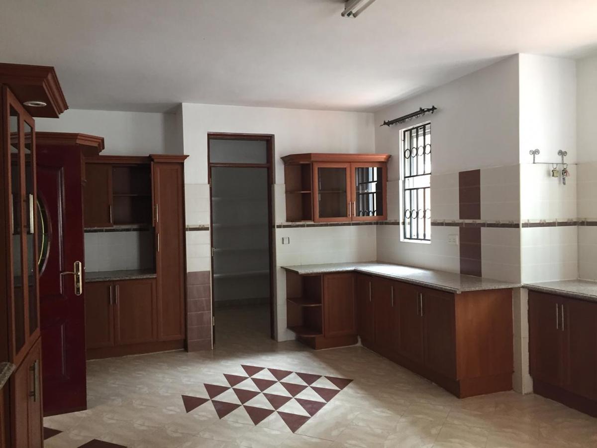 4 Bed Townhouse with En Suite in Thigiri - 5