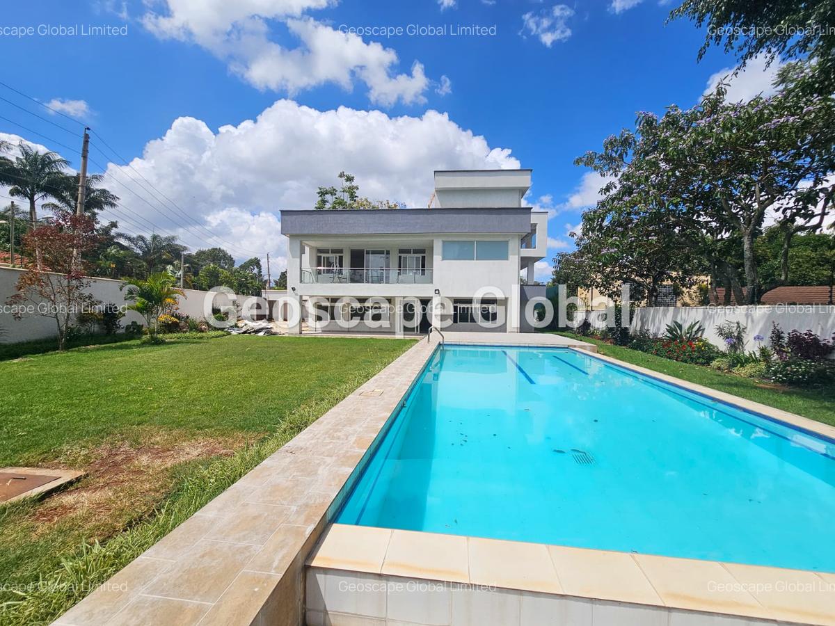 5 Bed House with En Suite in Runda - 5