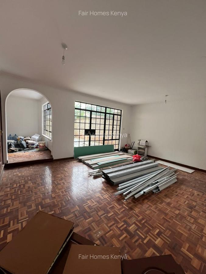 4 Bed Townhouse with En Suite at Lavington Green - 4