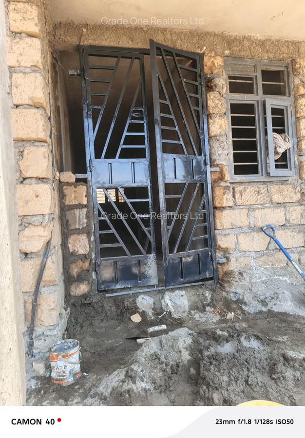 5 Bed Villa with En Suite at Karai - 15