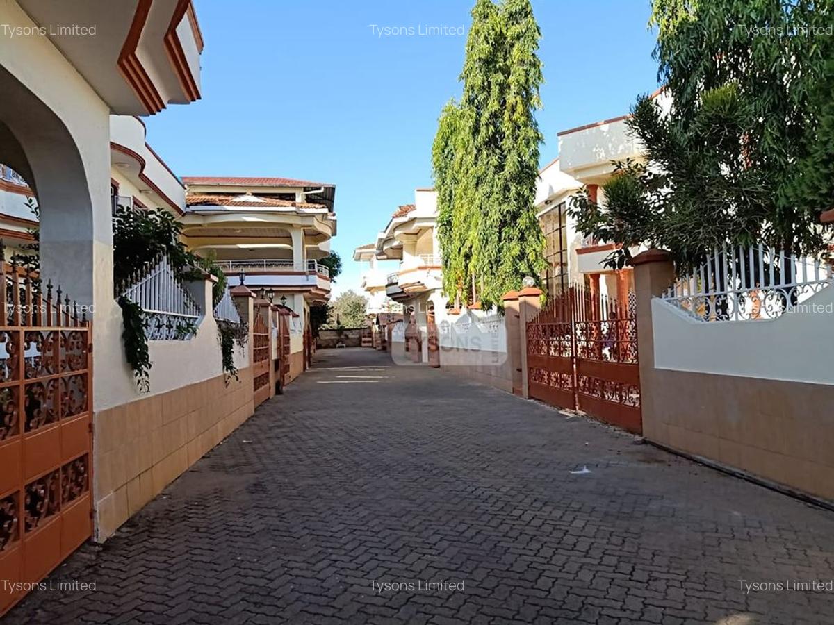 6 Bed Townhouse with En Suite in Kisumu - 7