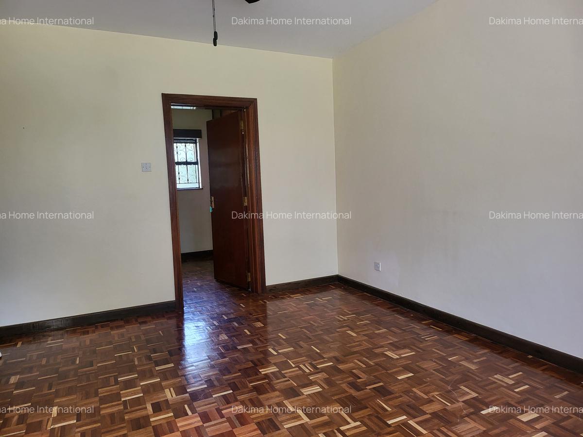 4 Bed House with En Suite in Thigiri - 9