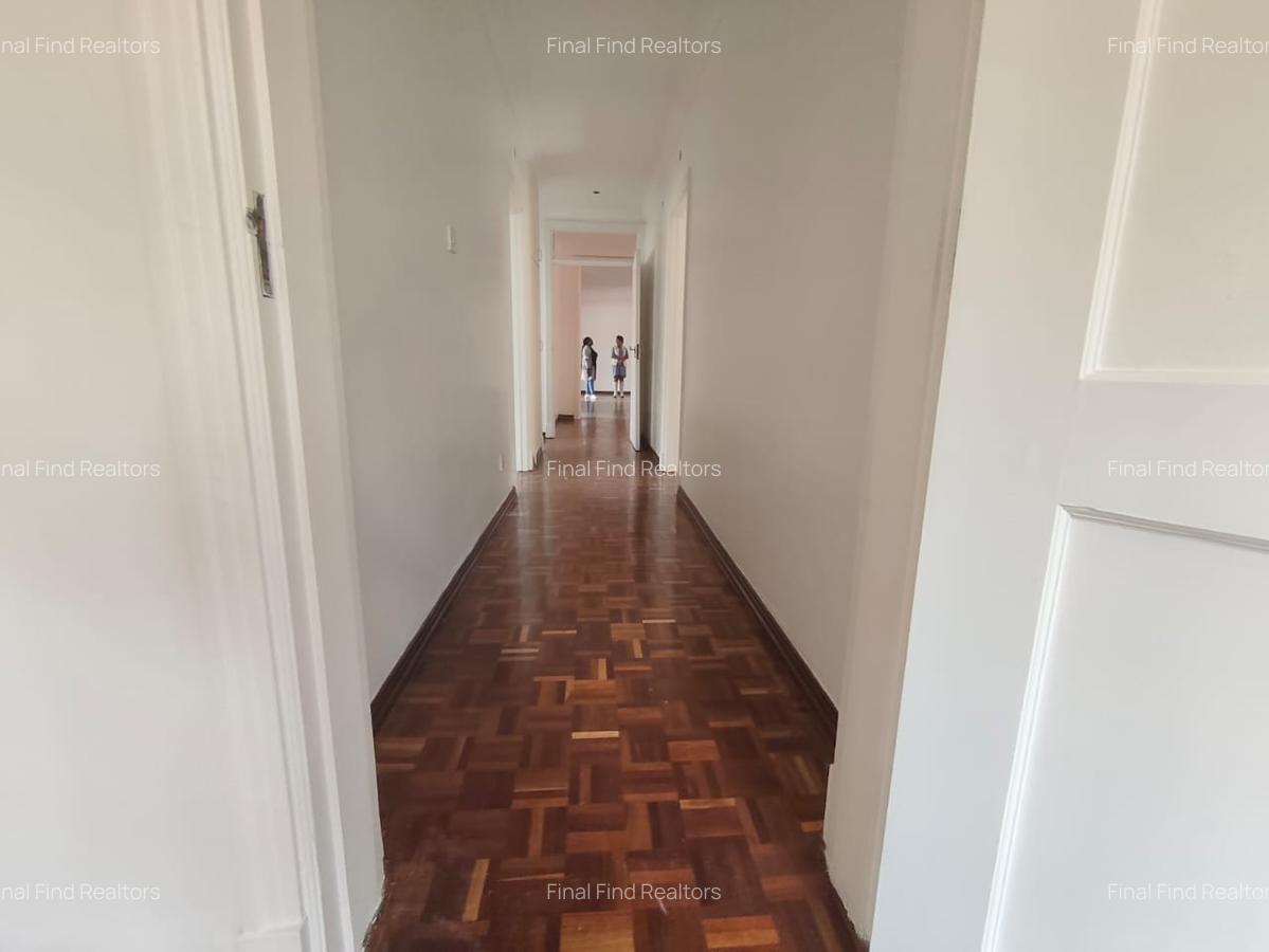 3 Bed Apartment with Backup Generator in Muthaiga - 9