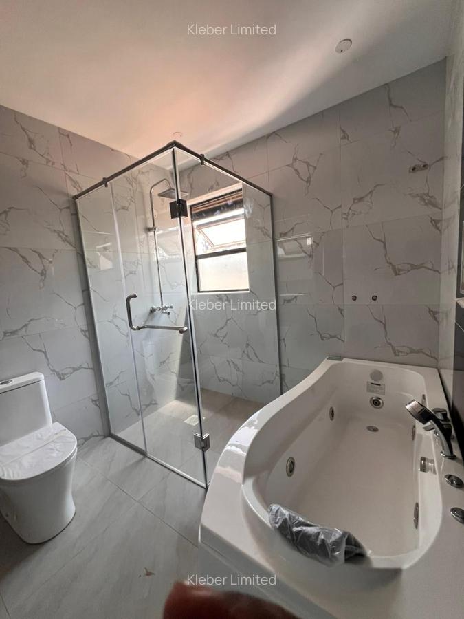 5 Bed House with En Suite in Ruiru - 4