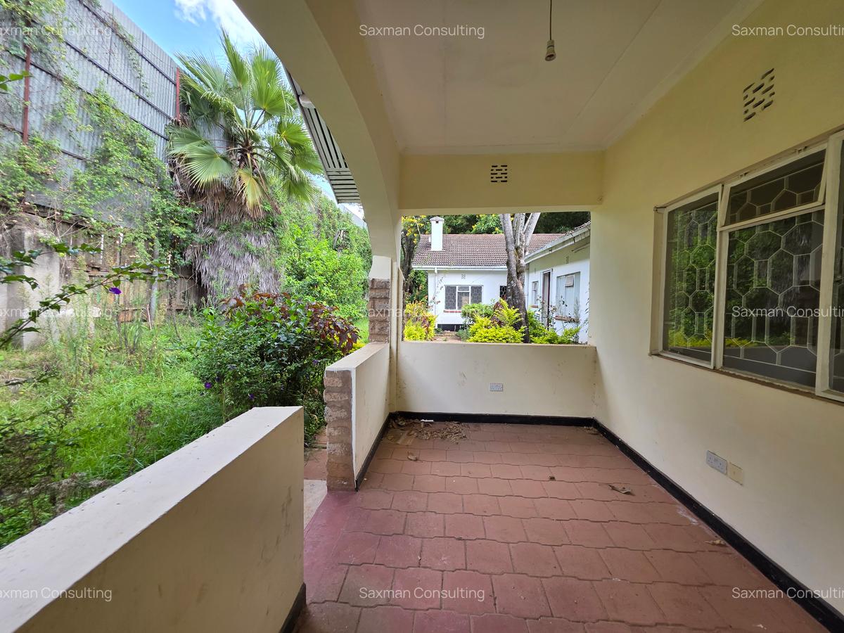 Office with Service Charge Included in Riverside - 14