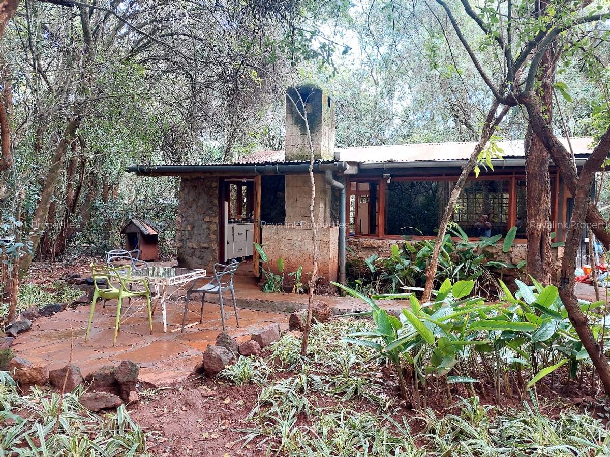 2 Bed House with En Suite at Karen - 17