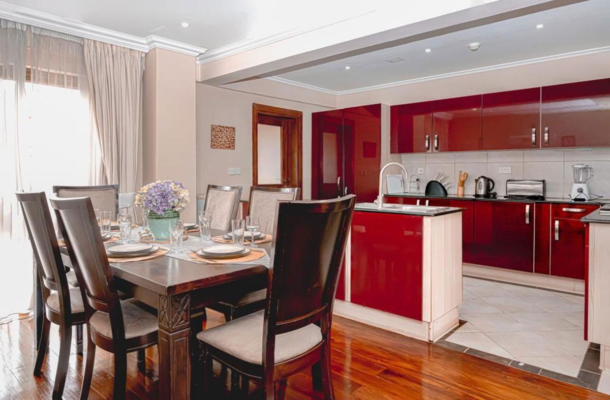 3 Bed Apartment with En Suite in Upper Hill - 5