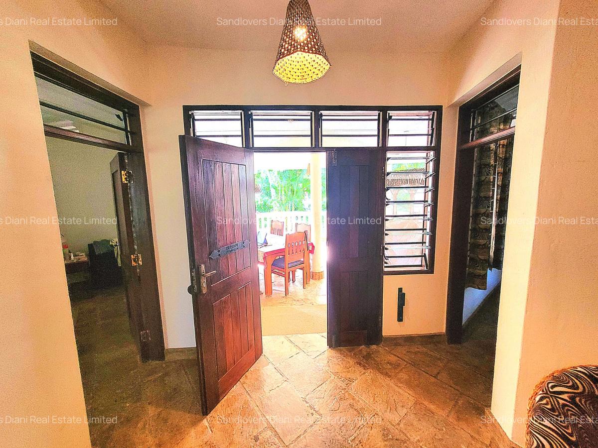 Furnished 2 Bed Apartment with En Suite in Diani - 7