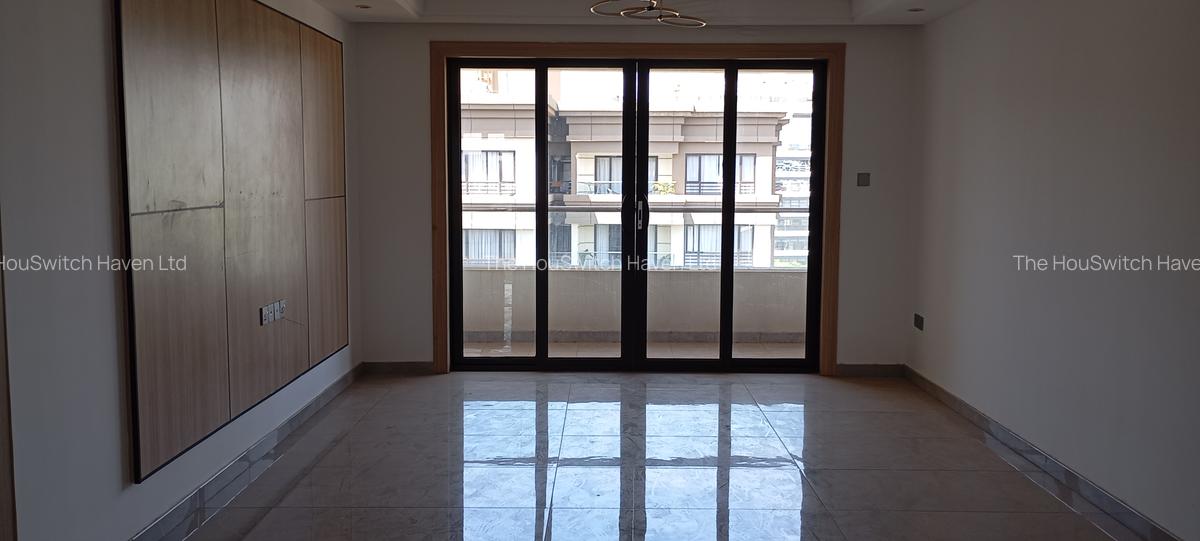 3 Bed Apartment with En Suite at Off Riverside Drive - 1