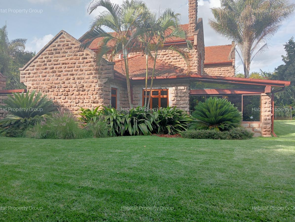 5 Bed House at Windy Ridge - 1