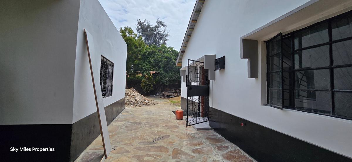 3 Bed House with En Suite at Mtwapa - 12