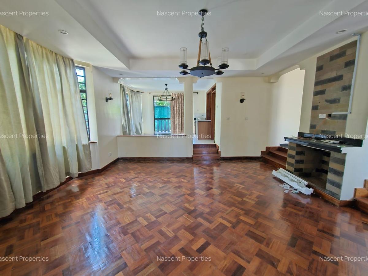 4 Bed House with En Suite in Runda - 18