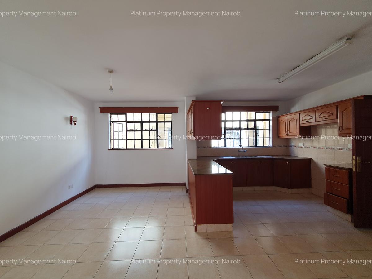 3 Bed Apartment with En Suite at Westlands Rd - 4
