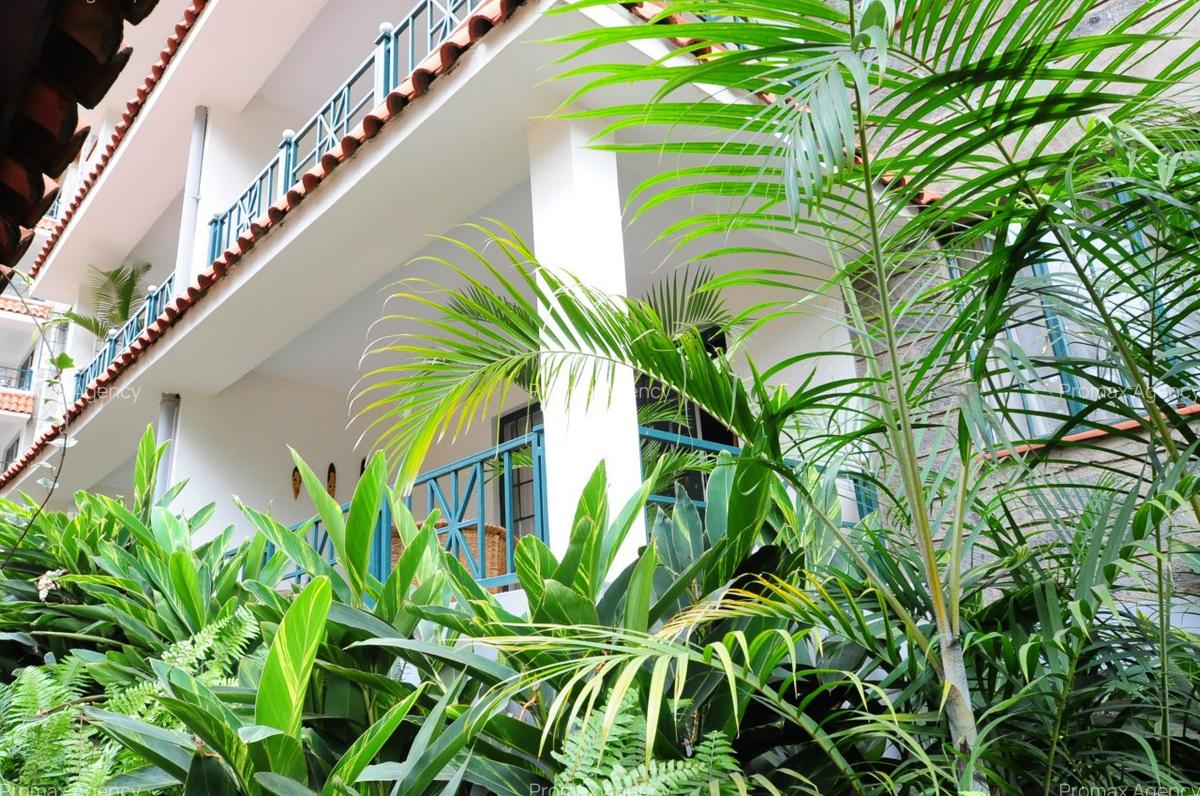 1 Bed Apartment in Riverside - 8