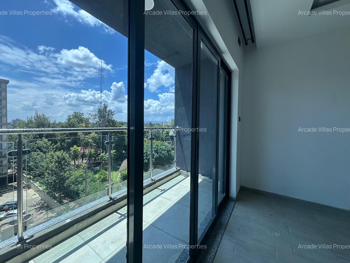 2 Bed Apartment with En Suite in Lavington - 1