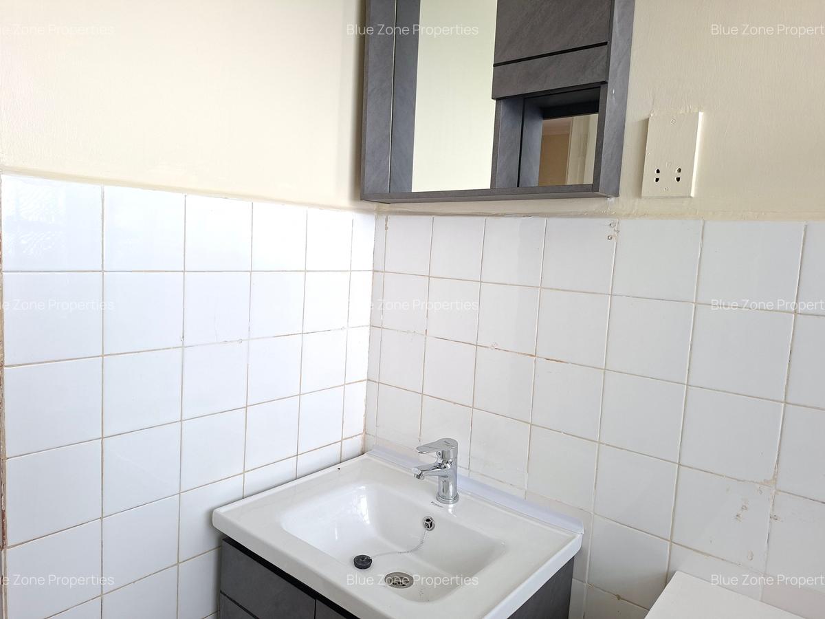 4 Bed House with En Suite at Rosslyn - 20