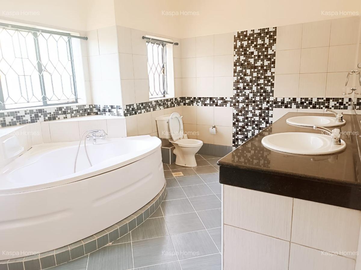 4 Bed House with En Suite in Karen - 5