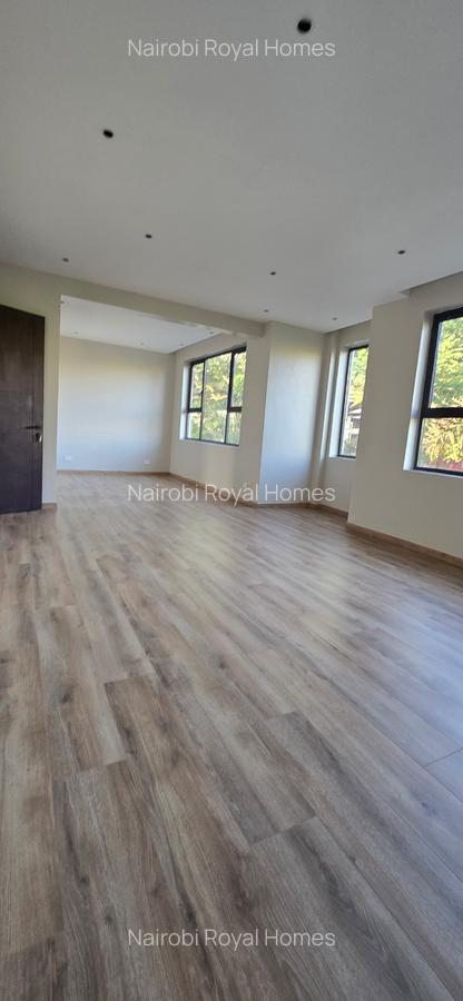 5 Bed Townhouse with En Suite at Lavington Green - 6