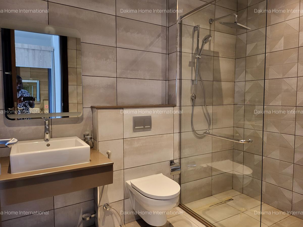 3 Bed Apartment with En Suite in General Mathenge - 11