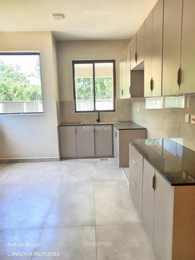 6 Bed Townhouse with En Suite in Karen - 4