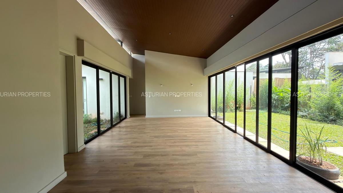 4 Bed Townhouse with En Suite in Runda - 2