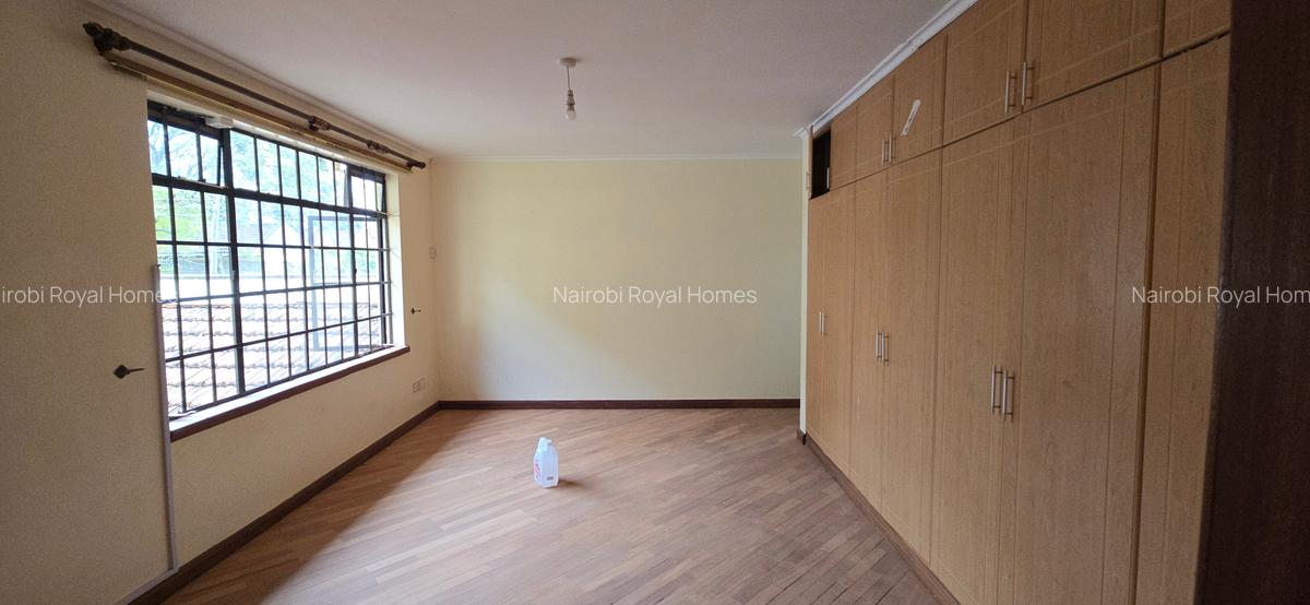 5 Bed Townhouse with Staff Quarters at Lavington - 18