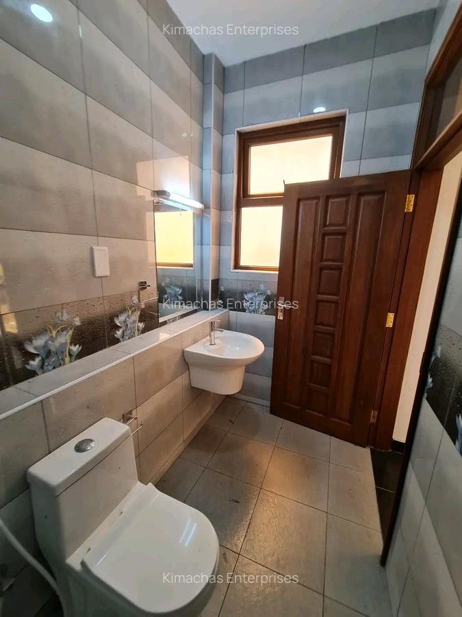 3 Bed Apartment with En Suite at Moyne Drive - 12