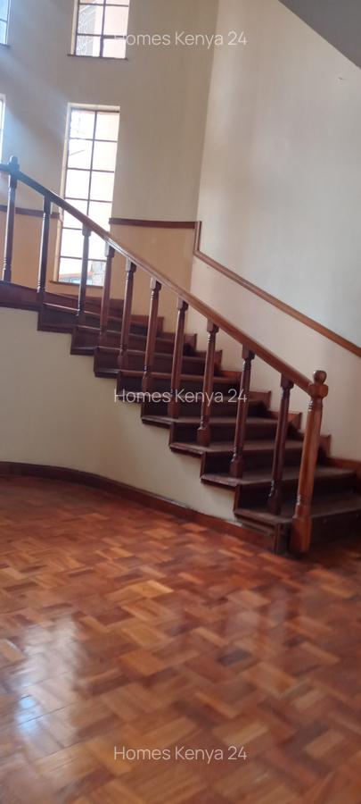 5 Bed House in Runda - 15
