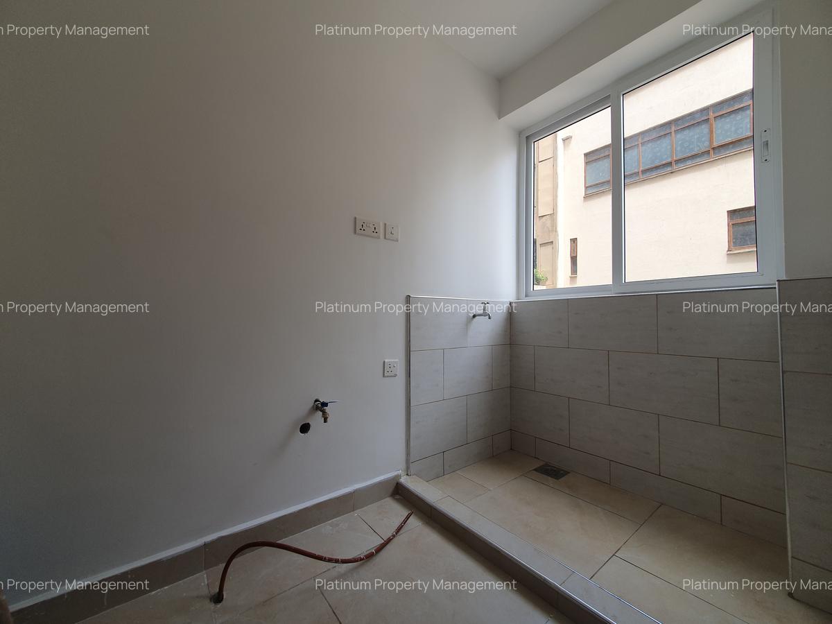 3 Bed Apartment with En Suite in General Mathenge - 8