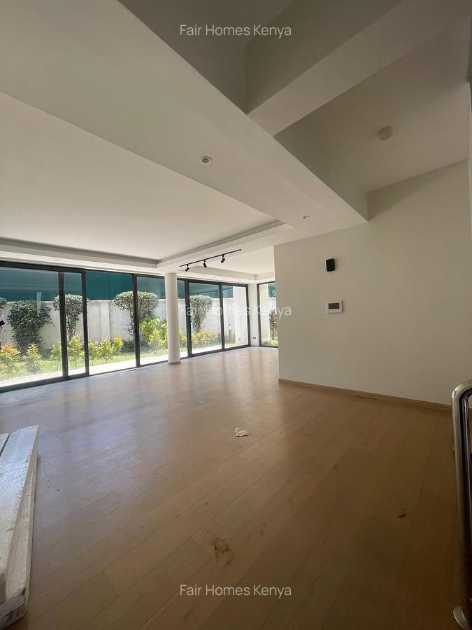 4 Bed Townhouse with En Suite at Lavington Green - 3