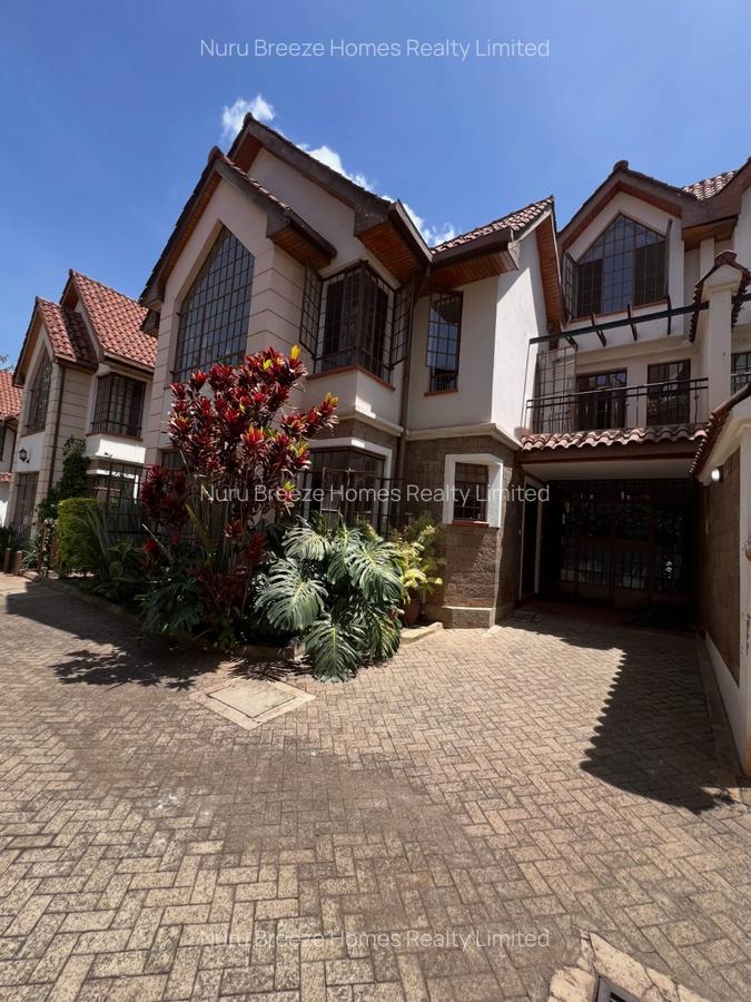 4 Bed Townhouse with En Suite in Lavington - 20