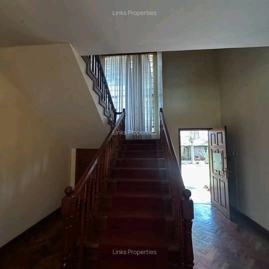 4 Bed Townhouse with En Suite at Karen - 11