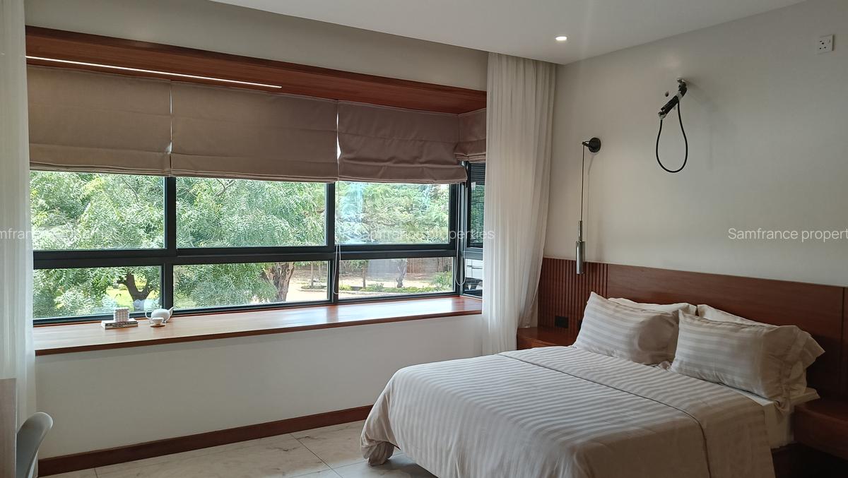 3 Bed Apartment at Links Road - 3