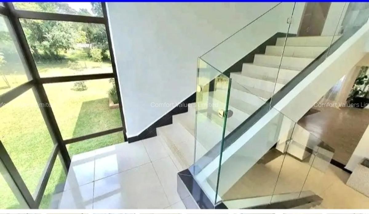 5 Bed House with En Suite at Karen - 10