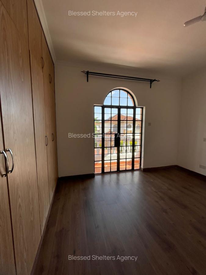 4 Bed Villa with En Suite in Kiambu Road - 13