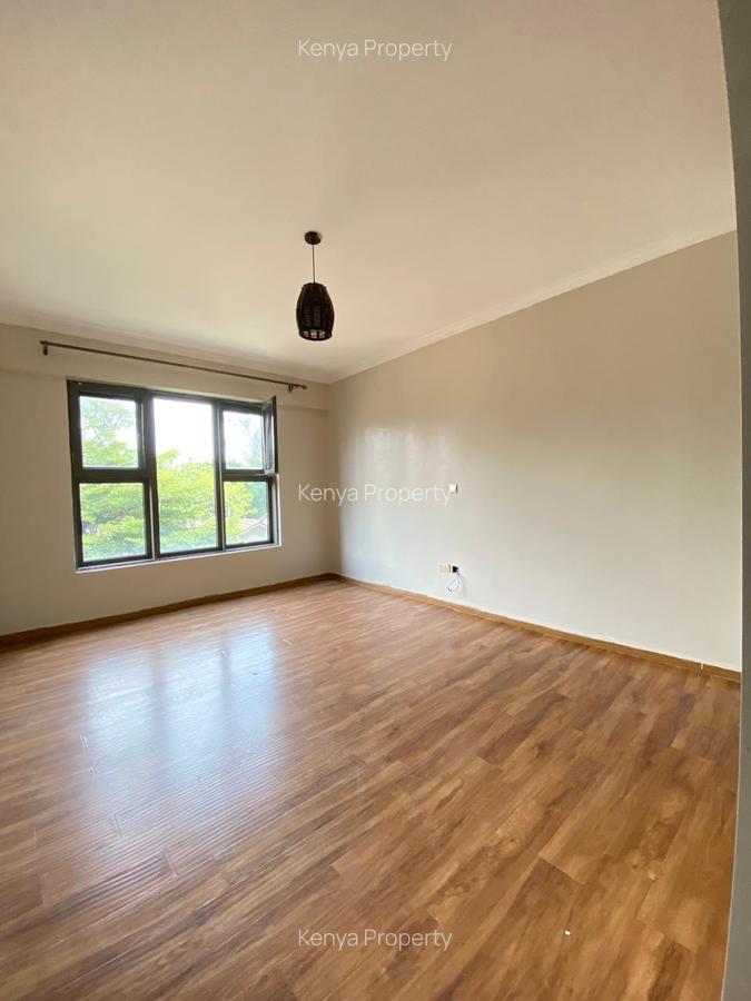 2 Bed Apartment with En Suite in Kilimani - 3