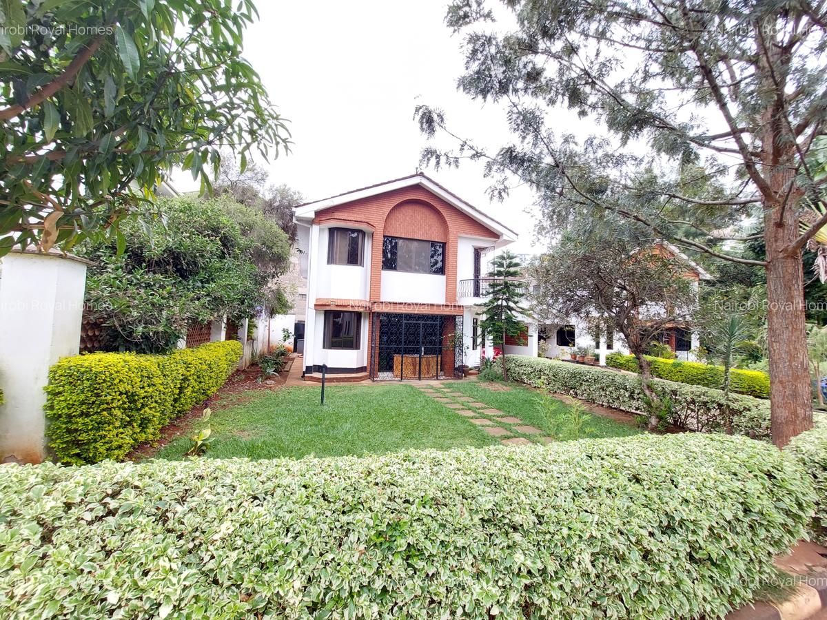 6 Bed Townhouse with En Suite at Kilimani Road - 1